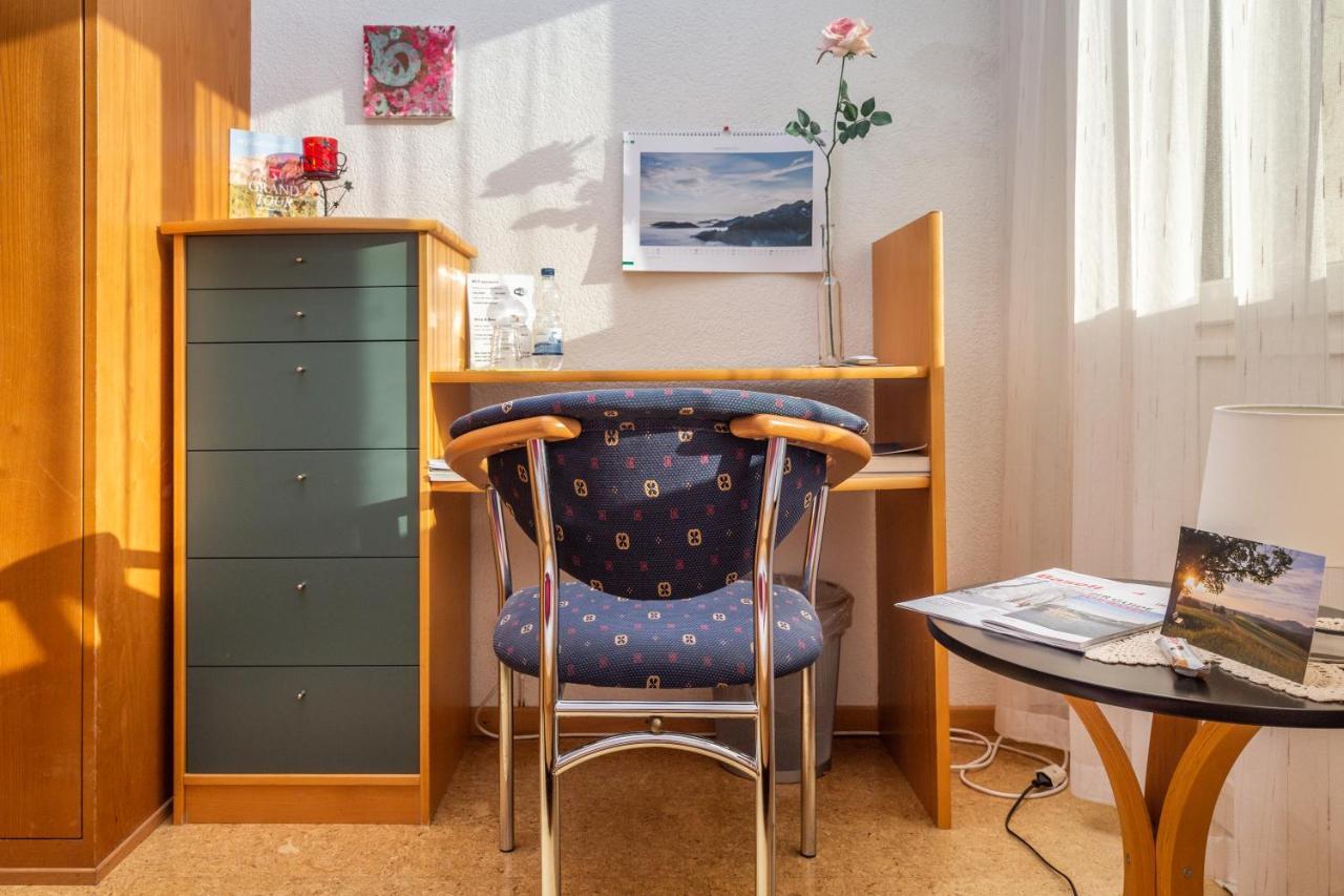 Mybednbreakfast In Bottmingen Bed & Breakfast Exterior photo
