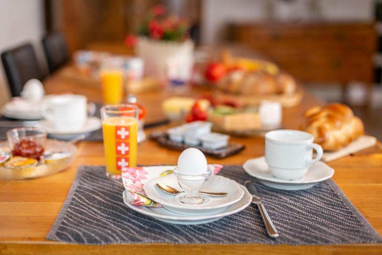 Mybednbreakfast In Bottmingen Bed & Breakfast Exterior photo